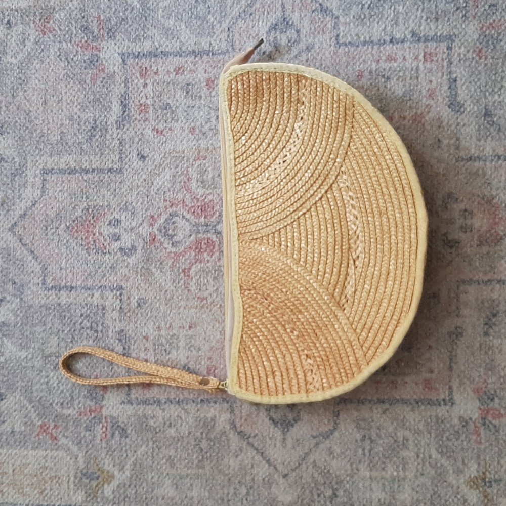 Vintage straw clutch